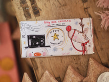 Load image into Gallery viewer, 100g The Red Christmas Chocolate Bar