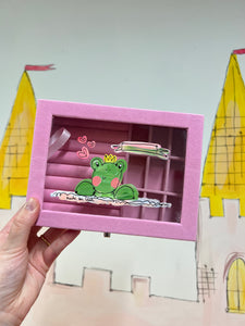Pink Velvet Box "Happy Little Hermit"