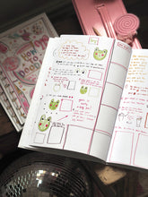 Load image into Gallery viewer, The BIG ‘How To Doodle’ Book