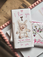 Load image into Gallery viewer, Cosy Bear 100g Chocolate Bar