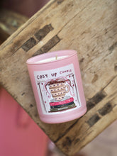 Load image into Gallery viewer, ‘Cosy Up’ Tea & Books Pumpkin Spice Candle