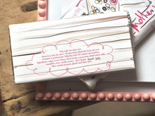 Load image into Gallery viewer, Cosy Bear 100g Chocolate Bar