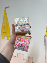 Load image into Gallery viewer, Personalised Bow Bear Tooth Fairy Box
