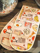 Load image into Gallery viewer, The Foodie Oven Gloves
