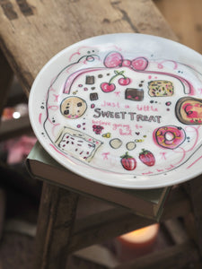‘A Little Sweet Treat Before Bed’ Plate