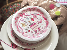 Load image into Gallery viewer, Made by Leah 8 Cute Paper Party Plates
