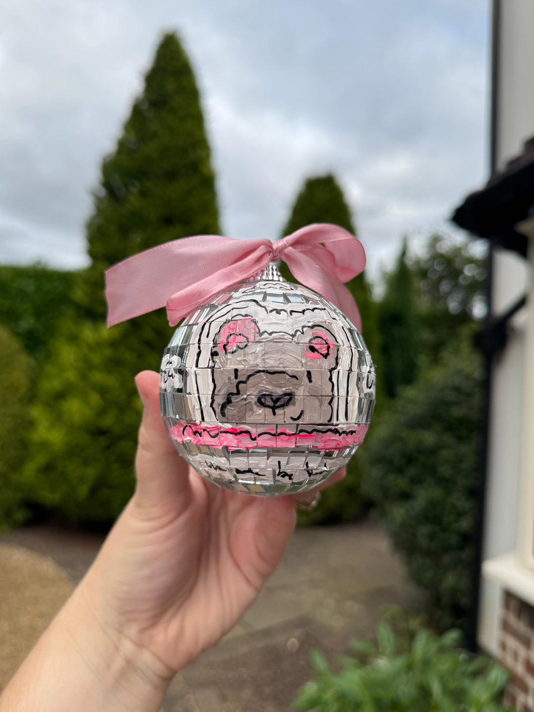 8cm Little Autumn Ball ‘Cosy Bear’