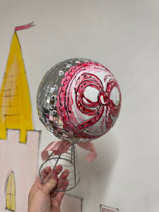 The Made by Leah Disco Tree Topper XL ‘Big Red Bow’