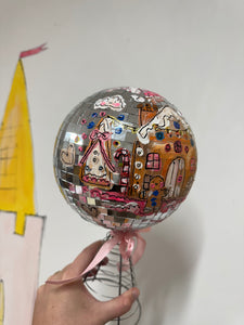 The Made by Leah Disco Tree Topper XL ‘Gingerbread Joy’
