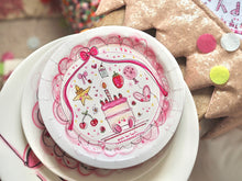 Load image into Gallery viewer, Made by Leah 8 Cute Paper Party Plates
