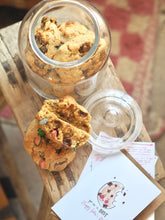 Load image into Gallery viewer, PRE ORDER The BIG DADDY Box Of 6 Luxury Made By Leah Cookies (&amp; Matching Cookie Card)
