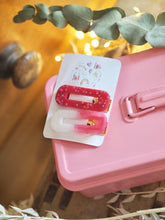 Load image into Gallery viewer, The Perfectly Pink Duo Of Hair Clips
