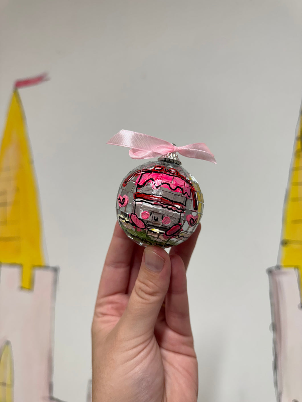 Disco Ball Hanging Bauble 22 ‘Christmas cake’