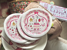 Load image into Gallery viewer, Made by Leah 8 Cute Paper Party Plates
