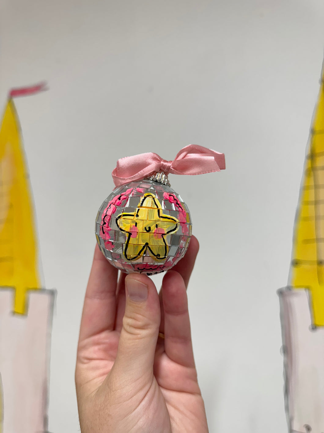 Disco Ball Hanging Bauble 14 ‘Scrumpy star’