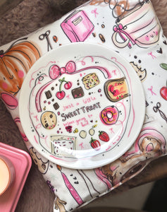 ‘A Little Sweet Treat Before Bed’ Plate