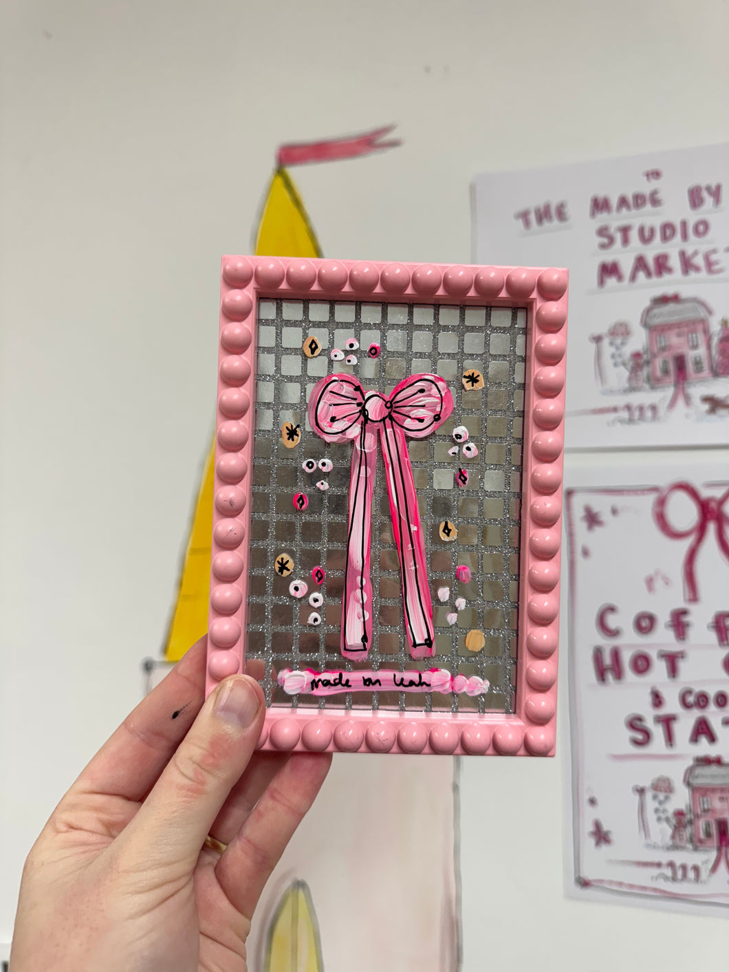 The Mini Bobbin Disco Frame “Big Pink Bow”