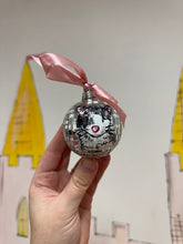 Load image into Gallery viewer, Bespoke 6cm Disco Bauble
