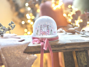 Winter Castle & Velvet Ribbon Snow Globe