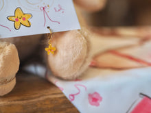 Load image into Gallery viewer, Scrumpy Star Earrings

