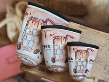 Load image into Gallery viewer, Cutie ‘Coffee Please’ Coffee Cosy Sleeve
