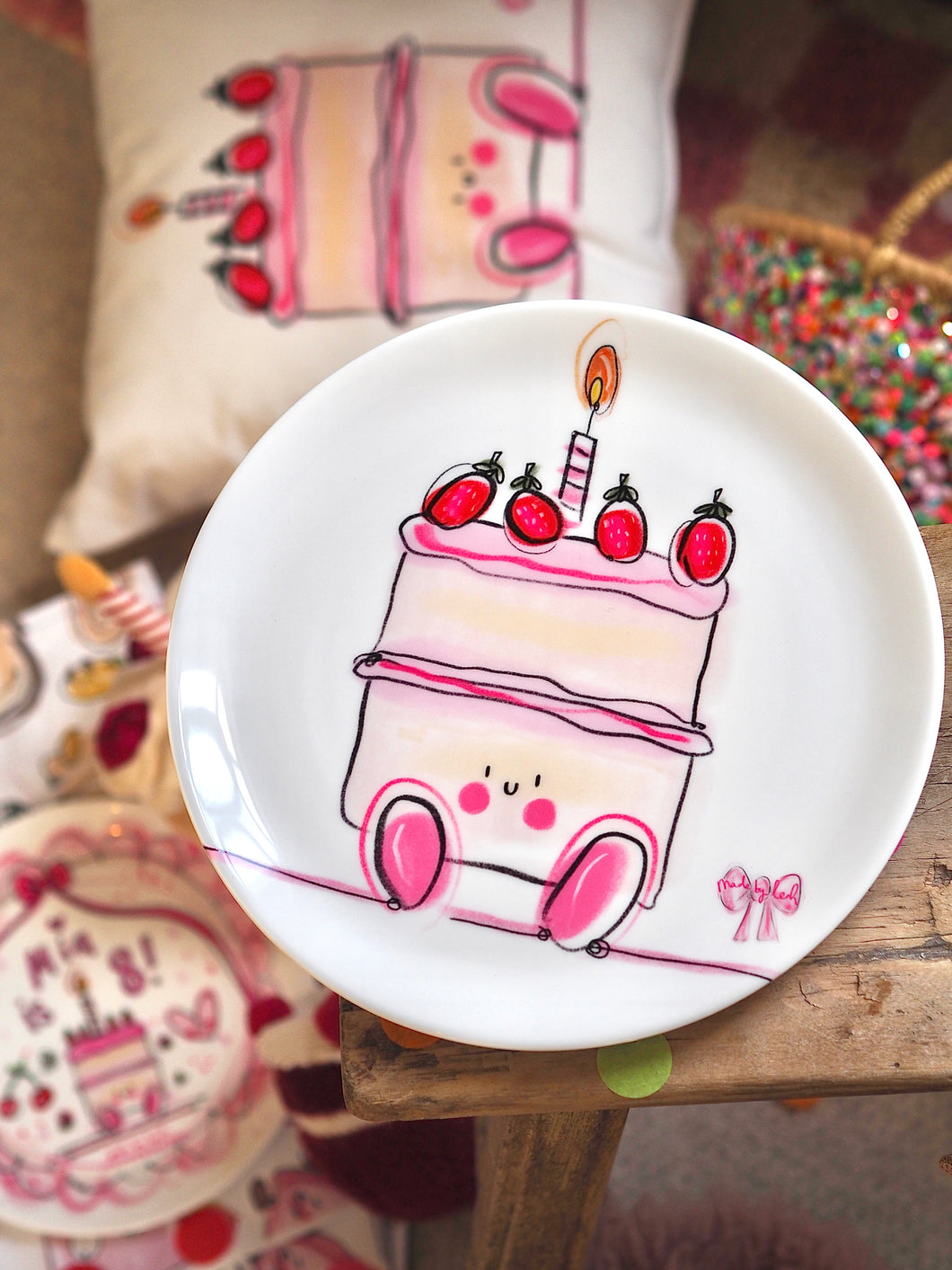 The Ceramic XL Cute Cake Plate