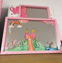 Load image into Gallery viewer, Mirror Large Scallop “Fairytale Castle”
