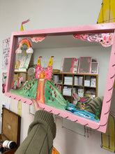 Load image into Gallery viewer, Mirror Large Scallop “Fairytale Castle”

