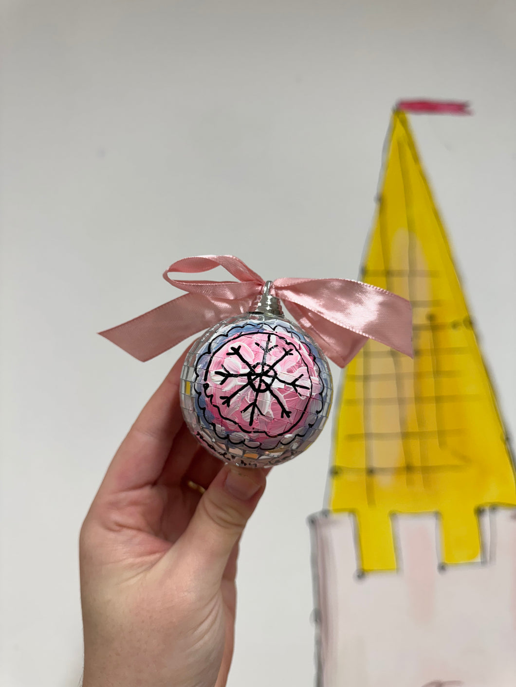 Disco Ball Hanging Bauble ‘Gorgeous Snowflake’